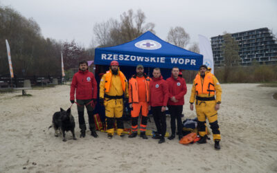 V Ogólnopolska Sztafeta Pływacka Klubów Morsów